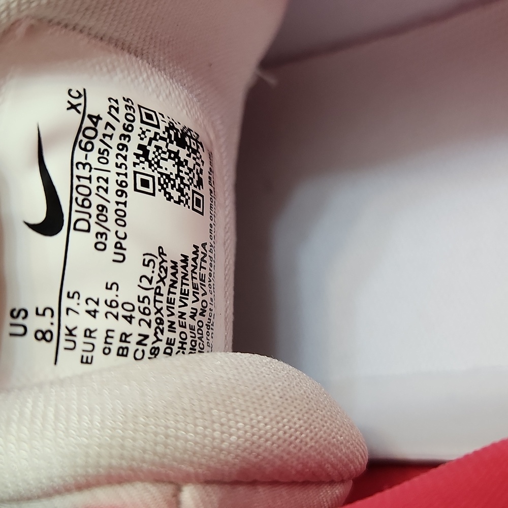 Nike Air Zoom GT Cut 2.0 Hyper Pink Fireberry Athletic Sneakers (W Size 8.5) - Picture 14 of 15